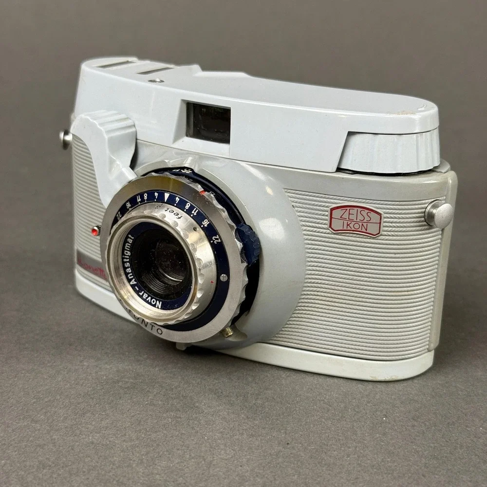Zeiss Ikon Ikonette 35mm vintage Camera for parts or repair